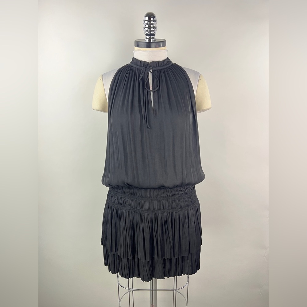 💚 3182. Sleeveless Tie Front Tiered Black Mini Dress